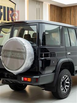 تۆیۆتا لاند کرۆزەر 70